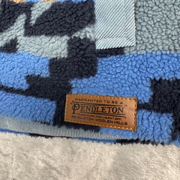 Pendleton 193 Angelica Snap Front Southwest Aztec Berber Fleece Jacket M - Picture 8 of 16